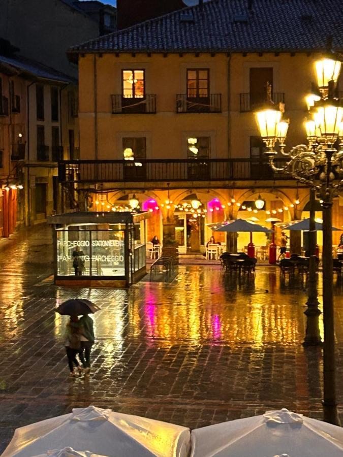 Bohemia Plaza Mayor Ii- Leon Bagian luar foto