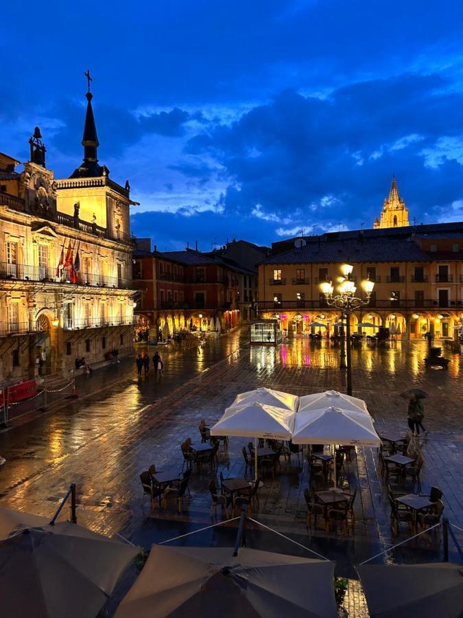 Bohemia Plaza Mayor Ii- Leon Bagian luar foto