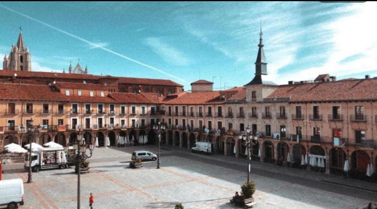 Bohemia Plaza Mayor Ii- Leon Bagian luar foto